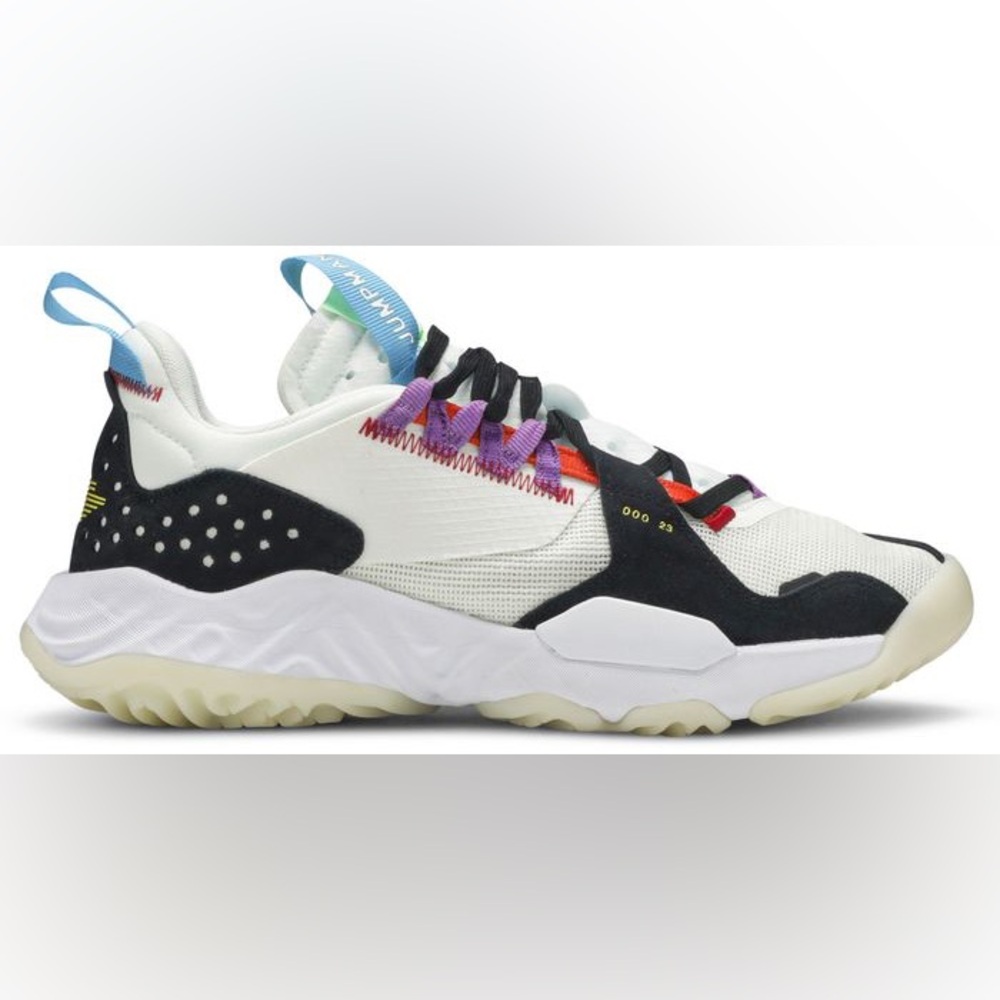 Nike. Jordan Delta SP 'Multi-Color'. Size 6.